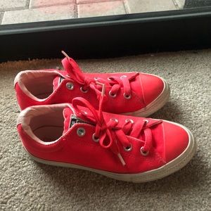 hot pink converse!